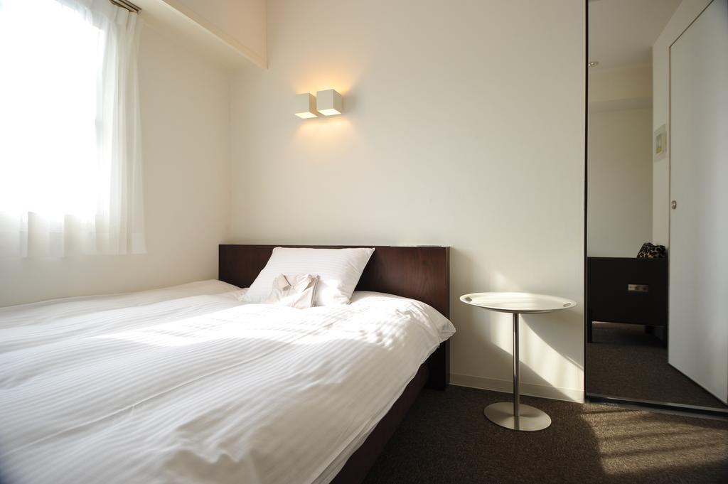 7 Days Hotel Plus Коті Номер фото