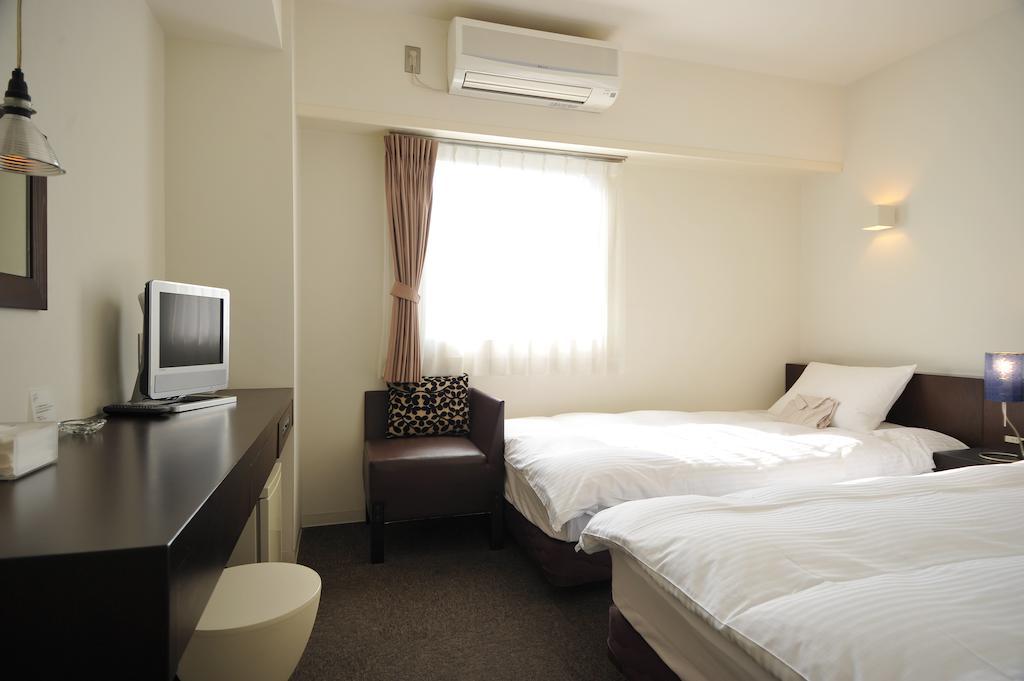 7 Days Hotel Plus Коті Номер фото